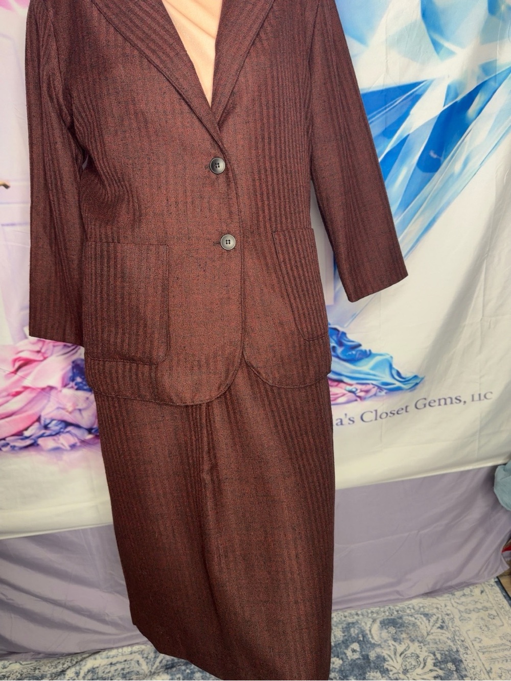 Classic vintage Women's Two-Piece Skirt Suit in Deep Burgundy